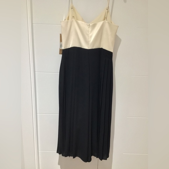 Rachel Roy Satin Jumpsuit size 12 - Picture 5 of 6